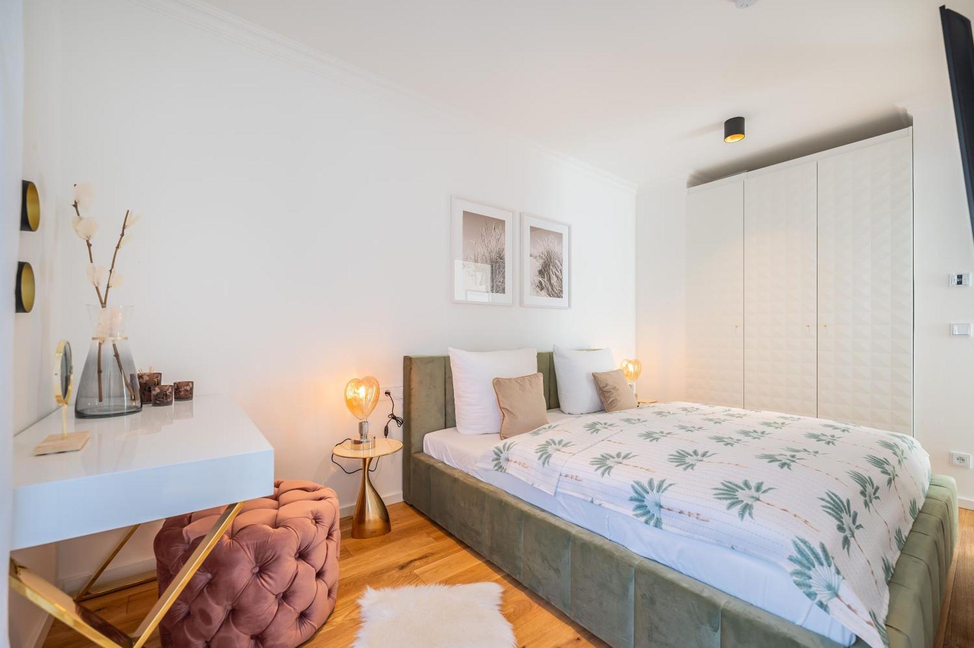 Villa Chloe - Ferienwohnung Pearl Остзебад Бинц Екстериор снимка